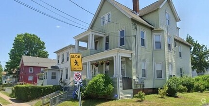 Building Photo - 53 Brown St