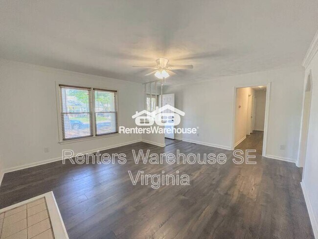 Foto del edificio - 411 Linkenborough Dr