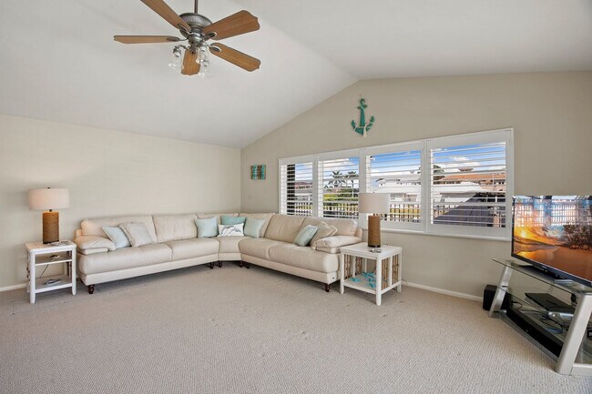 Foto del edificio - 874 Magnolia Ct