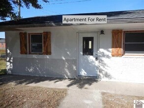 Building Photo - 317 5th St