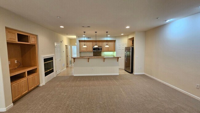 Foto del edificio - The Courtyards at Dublin Ranch 2Bed/2 Full Bath
