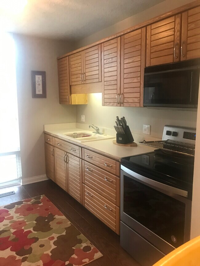 Foto del edificio - 6560 Chaffee Ct