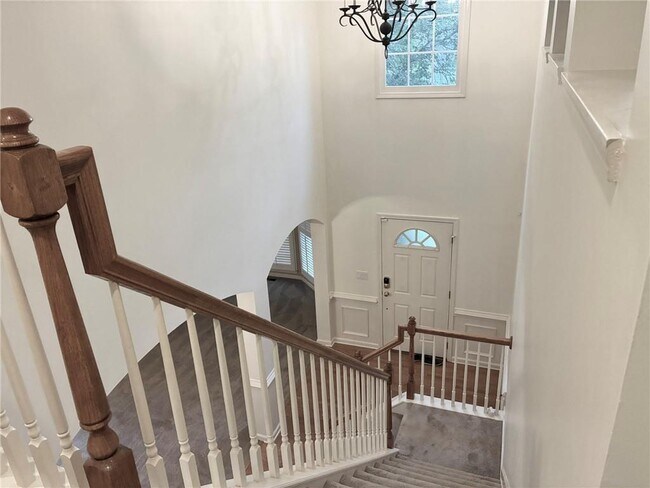 Building Photo - 3408 Palm Cir