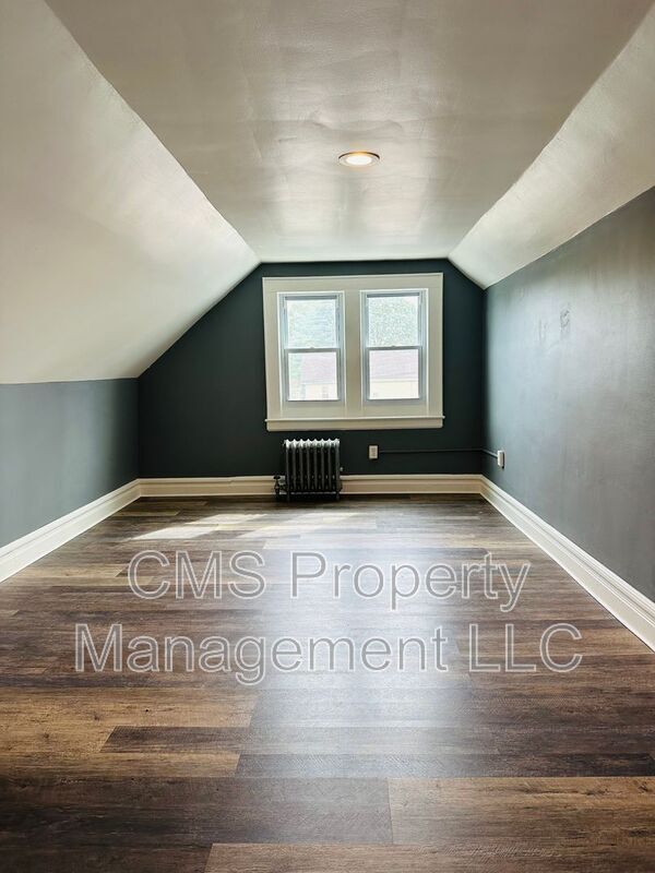 Foto del edificio - 301 E 9th Ave