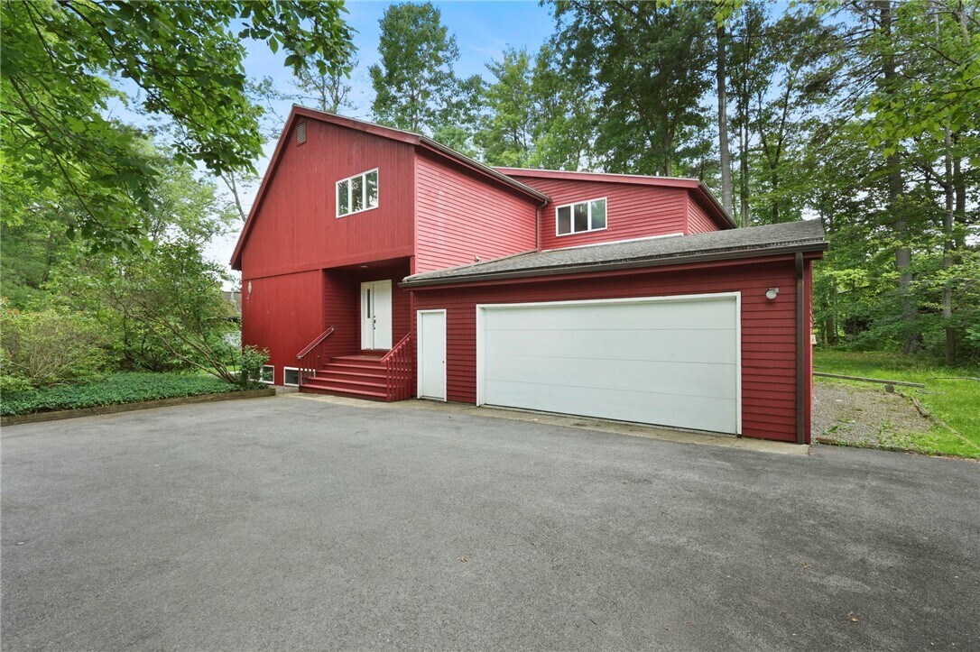 Foto principal - 318 Blackstone Ave