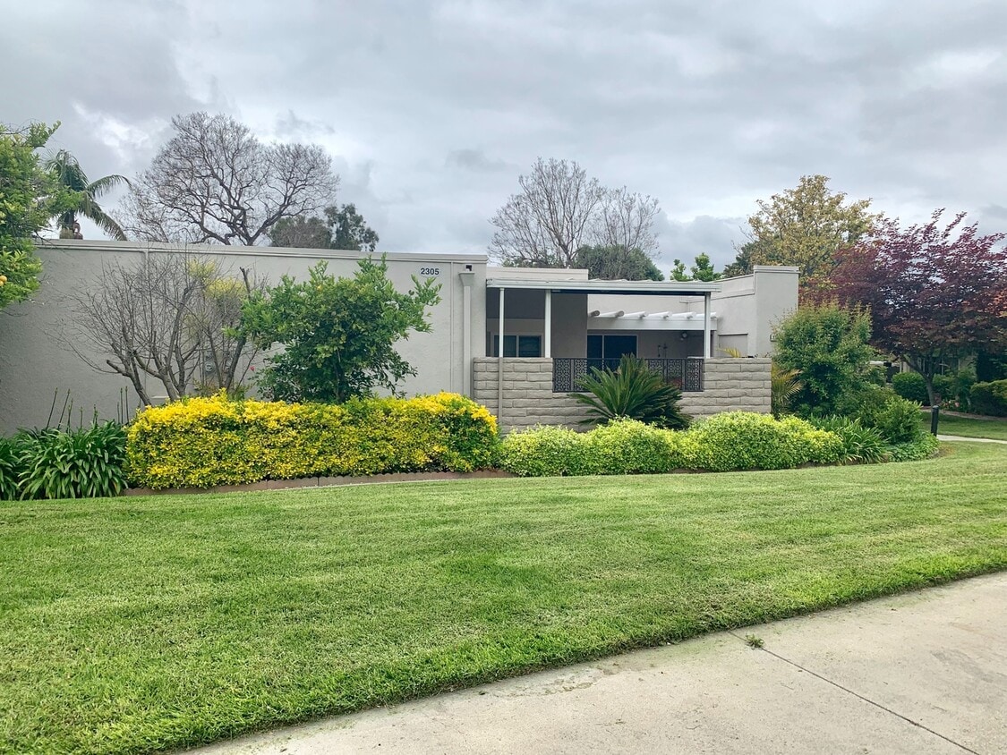 Primary Photo - Beautiful Laguna Woods Property for Rent 55+