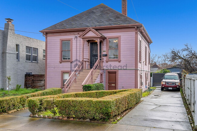 Building Photo - 1272 65th St