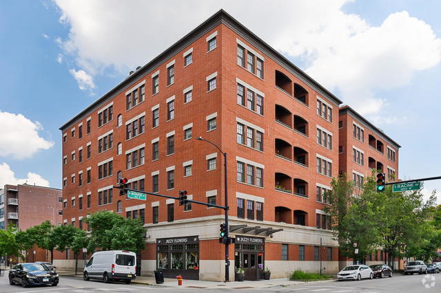 Building Photo - 35 S Racine Ave