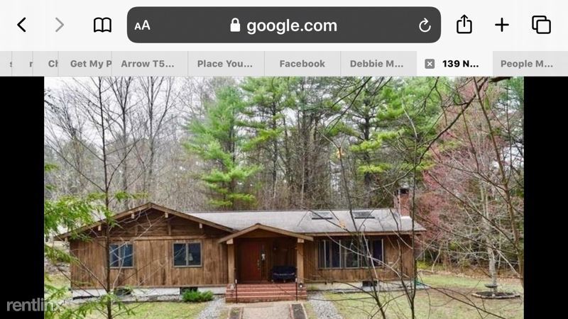 Foto principal - 3 br, 2 bath House - 139 N Village Rd
