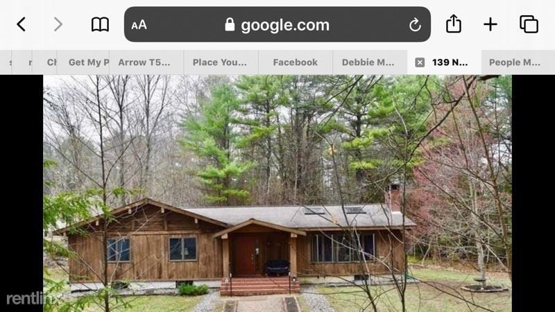 Primary Photo - 3 br, 2 bath House - 139 N Village Rd