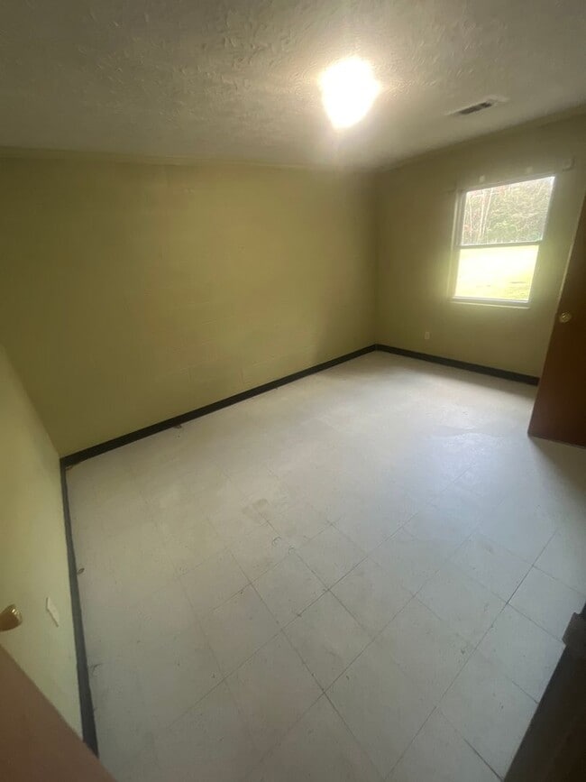 Foto del edificio - 370 E Gordon Ave