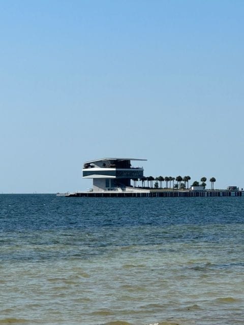 Foto principal - 1100 N Shore Dr NE