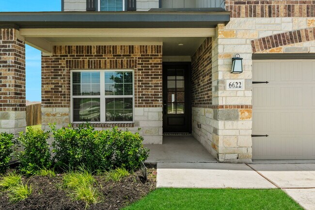 Building Photo - 6622 Aglet Aly