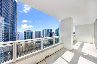 Building Photo - 1080 Brickell Ave