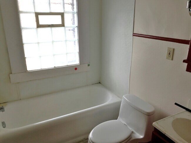 Foto del edificio - 1325 Shorb Ave NW