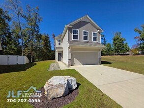 Building Photo - 150 Pin Oak Ct