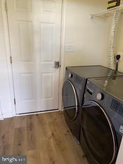 Building Photo - 1531 Oakley Ln