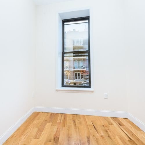 Building Photo - 24 Rogers Ave