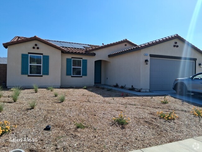 Building Photo - 30570 Greenfield Dr