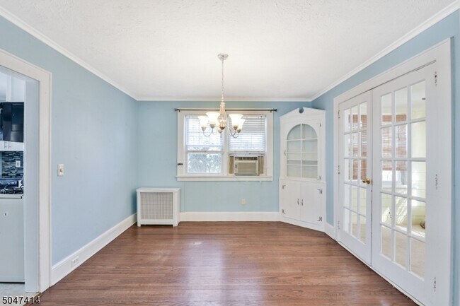 Building Photo - 58 Brooklake Rd