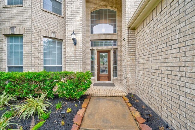 Building Photo - 3331 Linder Green Dr