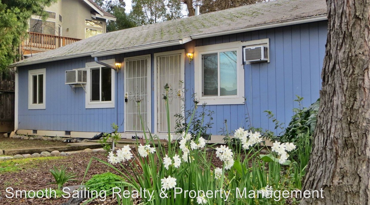 Primary Photo - 5128 Robertson Ave