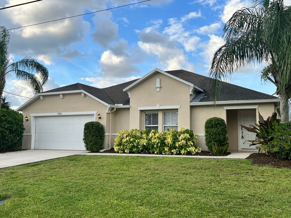 Foto principal - 391 SW Millard Dr