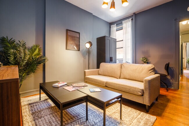 Foto del edificio - 104 W 83rd St
