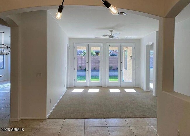 Building Photo - 6857 S Birdie Way