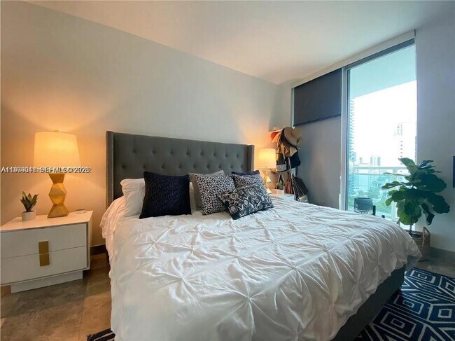 Foto del edificio - 951 Brickell Ave