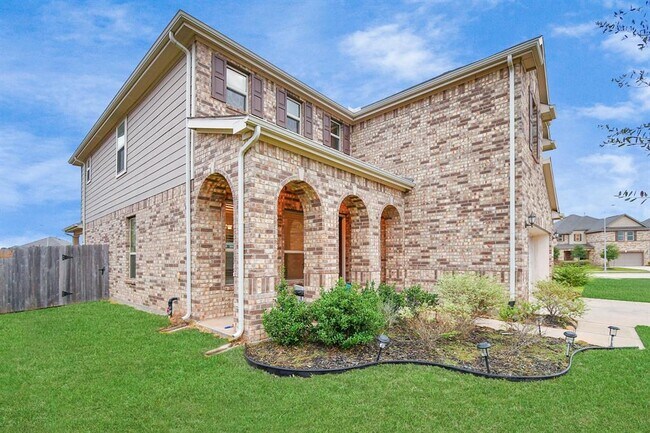 Building Photo - 1715 Dunbar Dr