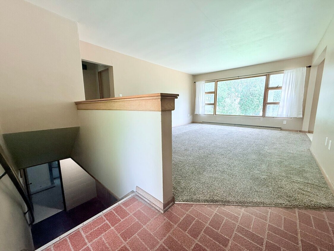 Foto principal - 4-Bed House in Cedar Falls