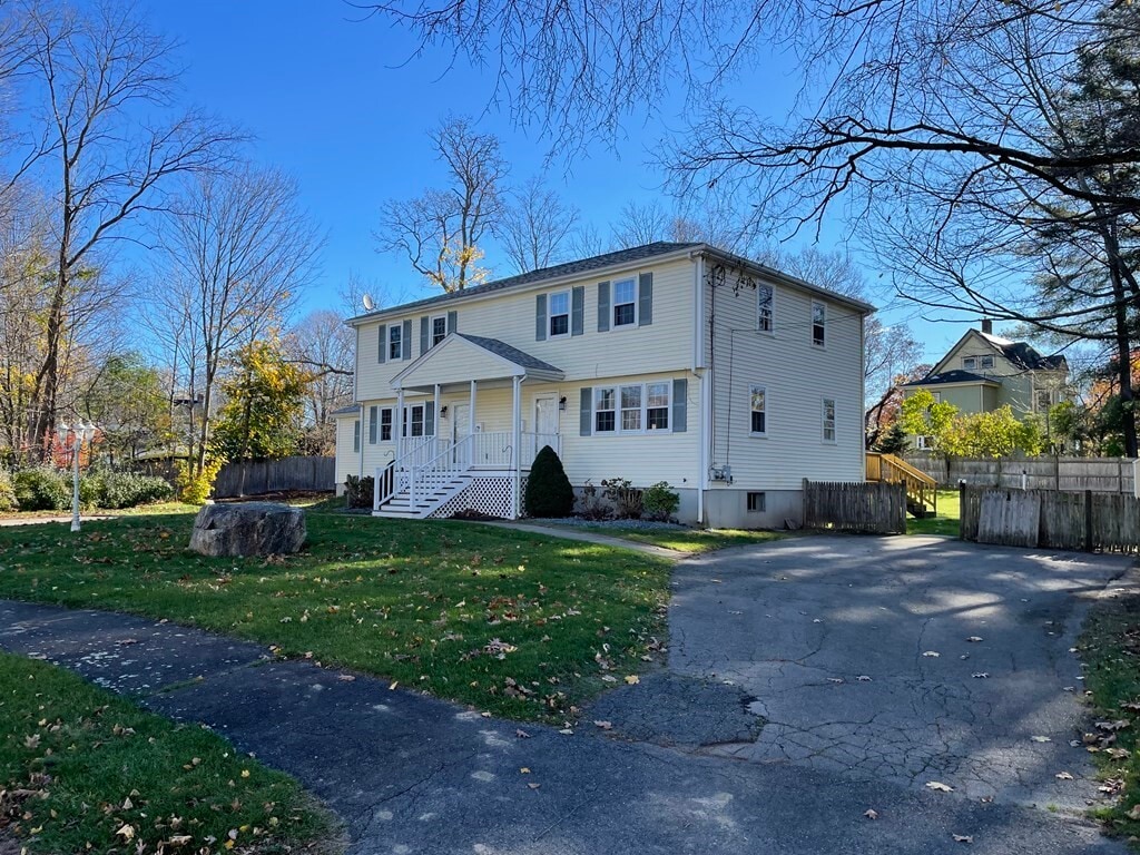 11 Garfield St, Foxboro, MA 02035 Townhouse for Rent in Foxboro, MA