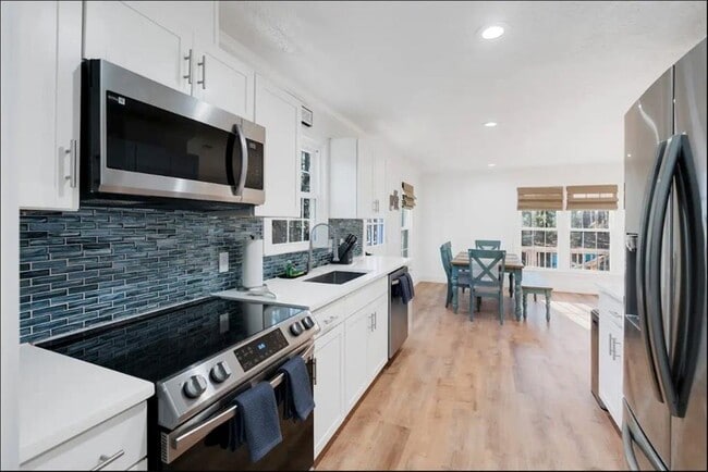 Building Photo - 42 Wooding Pl