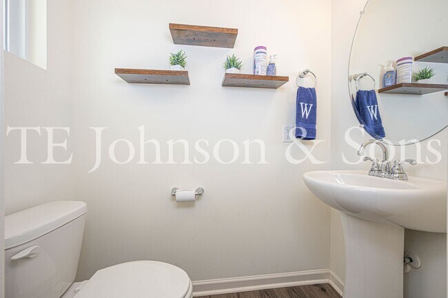 Building Photo - 5624 Baverhof Dr