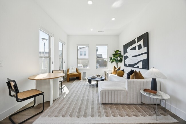 Building Photo - The Grove at La Frontera