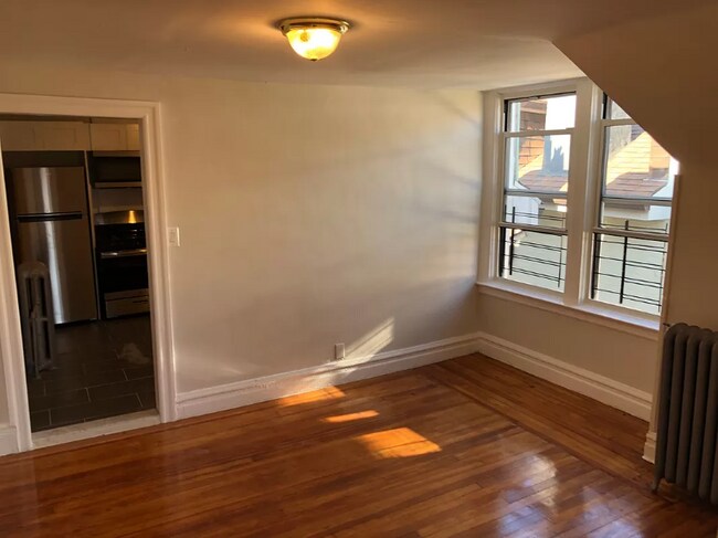 Foto del edificio - 2729 Matthews Ave