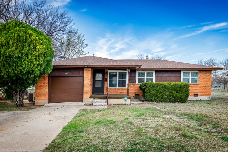 Foto principal - 4505 SW Beta Ave