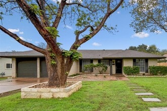 Building Photo - 5803 Lewood Dr