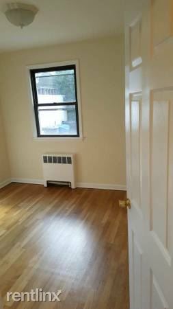 Foto del edificio - 3709 Paulding Ave