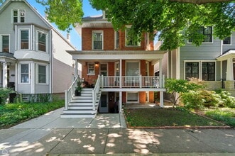 Building Photo - 3935 N Seeley Ave