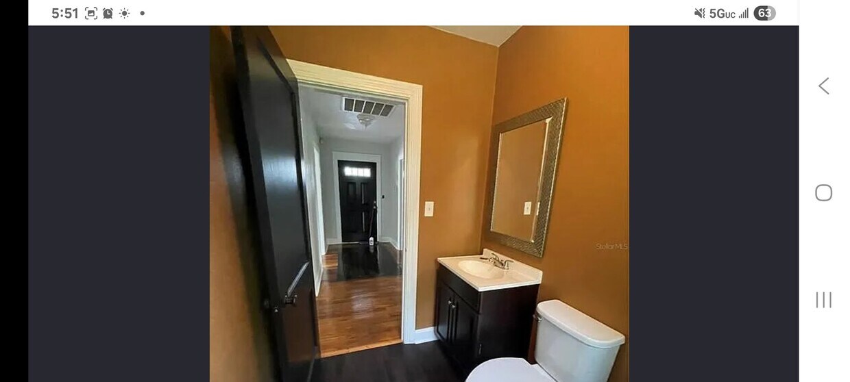 Foto del edificio - 1628 E Gary Rd