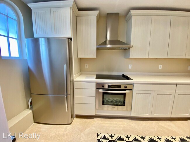 Foto del edificio - 1 br, 1 bath House - 1963 Beach Street.