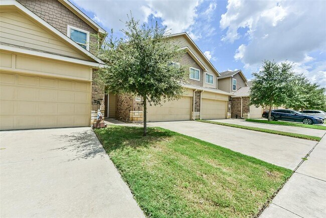 Building Photo - 17028 Wilthorne Gardens Ct