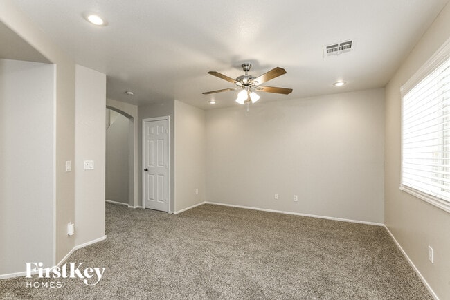 Building Photo - 7427 Margollini St