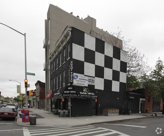 Primary Photo - 884-886 Fulton St