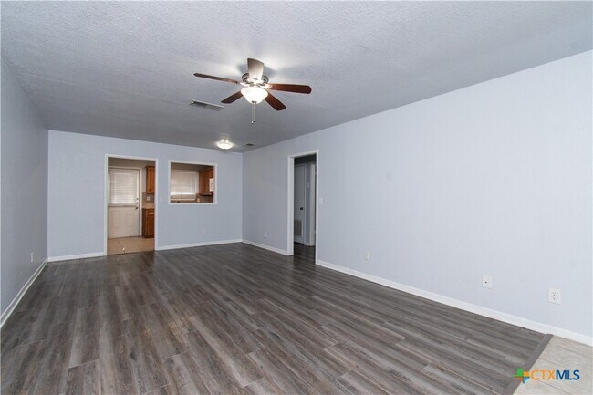 Foto del edificio - 1610 Indian Trail