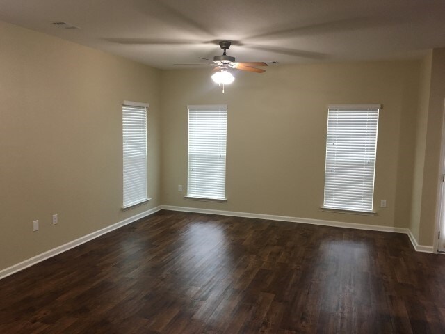 Building Photo - 236 Cypress Creek Lane
