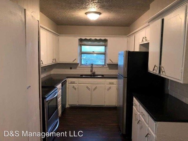 Building Photo - 5 br, 2 bath House - 10100 Haverhill Place