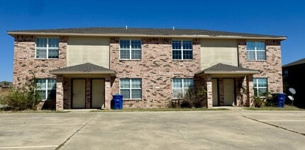Building Photo - 4108 Shasta Rd